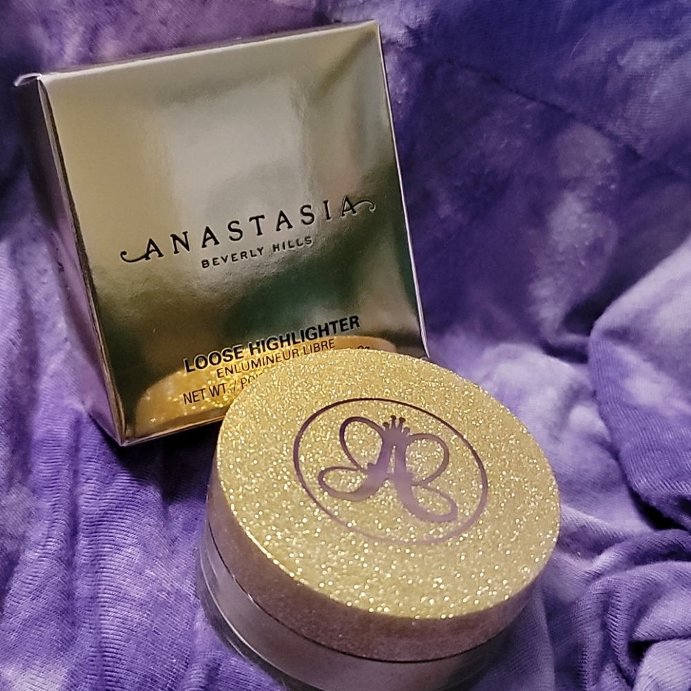 Anastasia Beverly Hills Loose Highlighter
